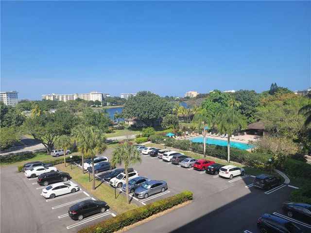 3050 N Palm Aire Drive 508, Pompano Beach, FL 33069