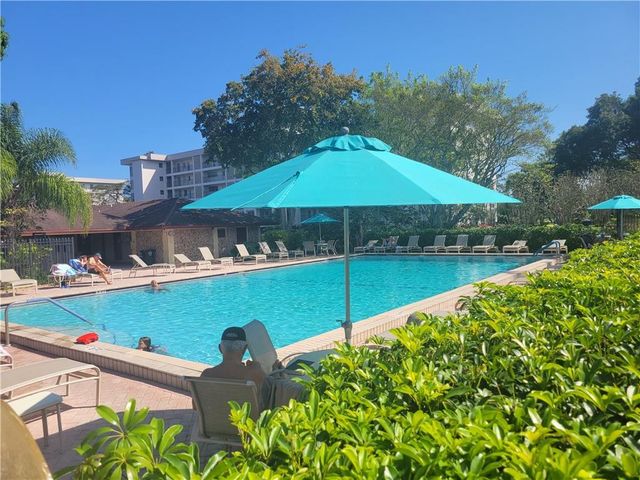 3050 N Palm Aire Drive 508, Pompano Beach, FL 33069