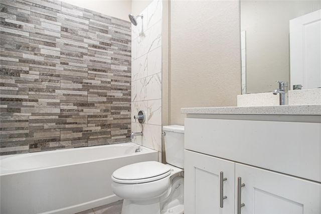 210 GOLDENROD LANE, Kissimmee, FL 34759