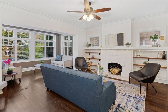 2617 W Leland Avenue 1, Chicago, IL 60625