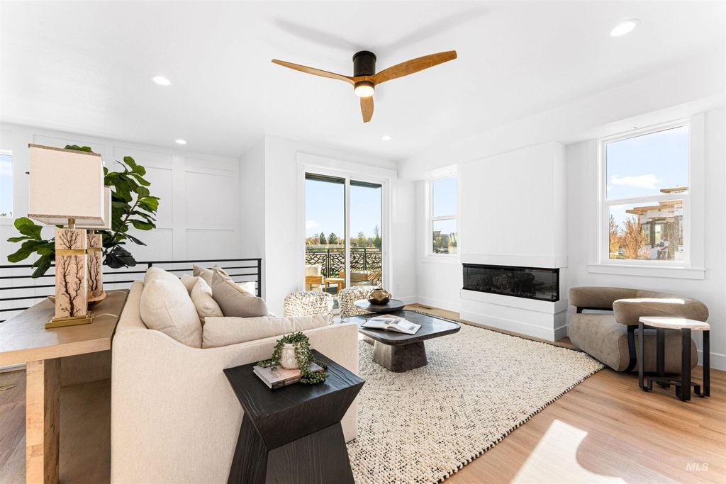 436 E Sawyer Gold Ln The Heyburn, Eagle, ID 83616 photo 2