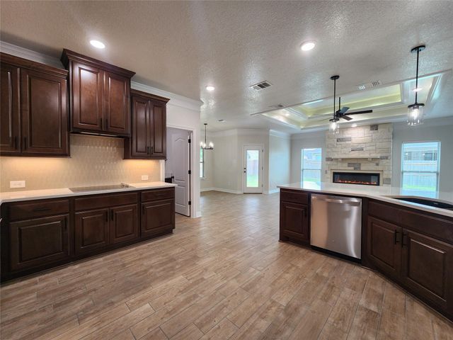 806 Eagle Heights DR, Salado, TX 76571