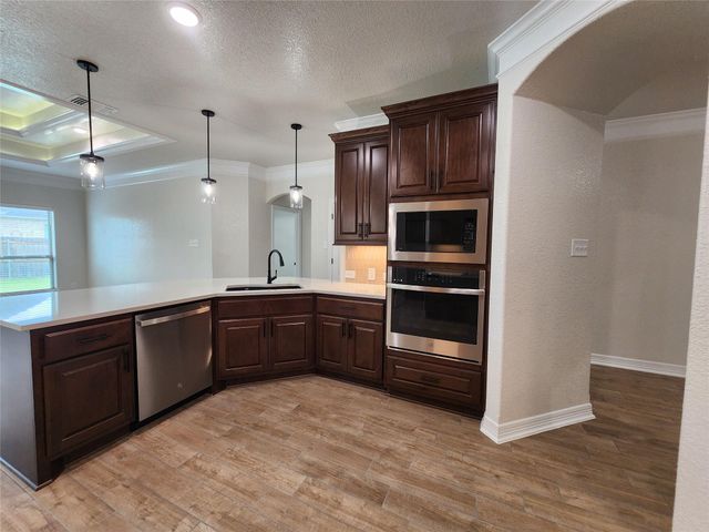 806 Eagle Heights DR, Salado, TX 76571