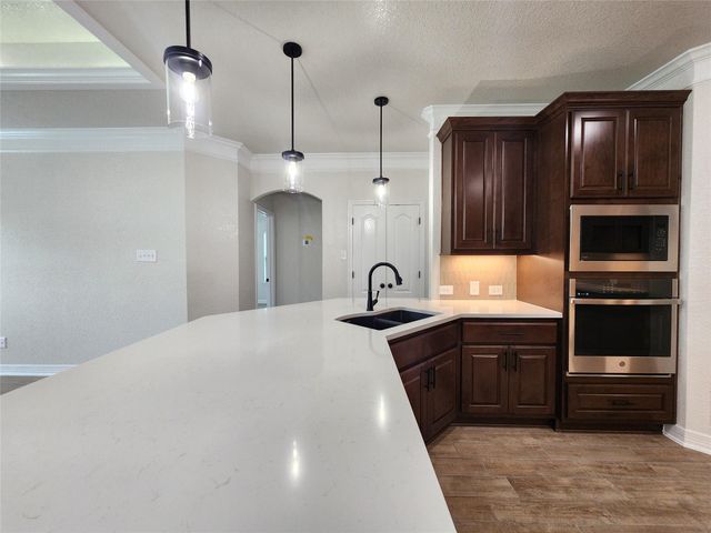 806 Eagle Heights DR, Salado, TX 76571
