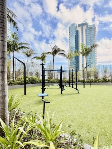 1001 Queen Street 1307, Honolulu, HI 96814