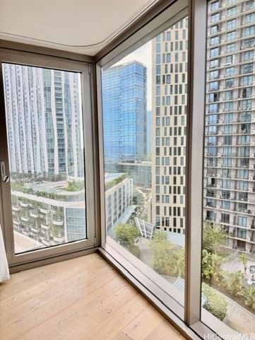 1001 Queen Street 1307, Honolulu, HI 96814
