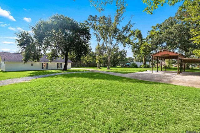 12490 Coontrap Rd, Gonzales, LA 70737