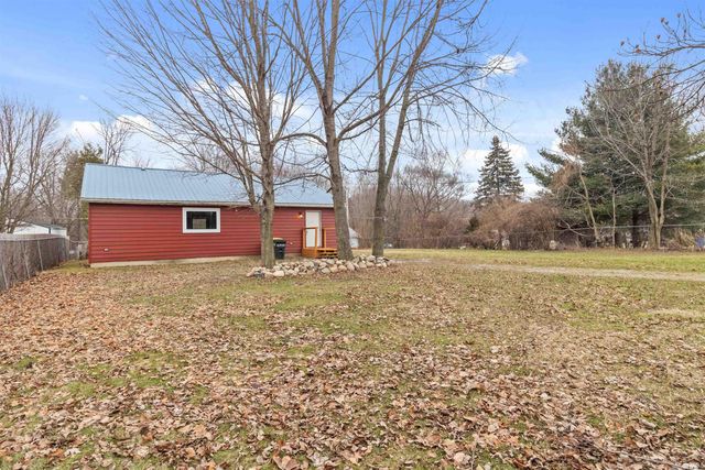 1306 S Garden Street, Kendallville, IN 45755