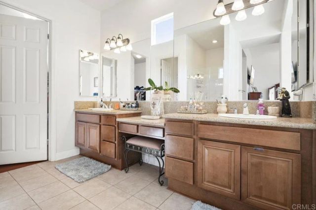 27051 Toyon Ridge Trail, Valley Center, CA 92082