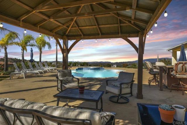 27051 Toyon Ridge Trail, Valley Center, CA 92082