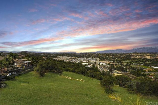 27051 Toyon Ridge Trail, Valley Center, CA 92082