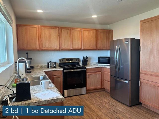 27051 Toyon Ridge Trail, Valley Center, CA 92082