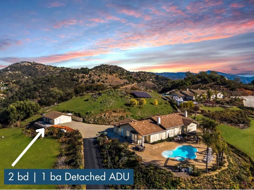 27051 Toyon Ridge Trail, Valley Center, CA 92082