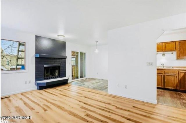 2900 Sun Spot Circle, Anchorage, AK 99507