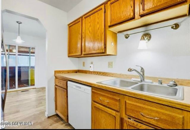 2900 Sun Spot Circle, Anchorage, AK 99507