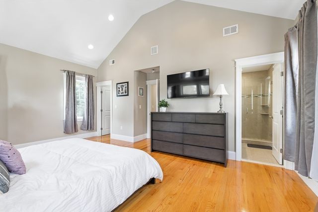 37 Sassamon Ave, Milton, MA 02186