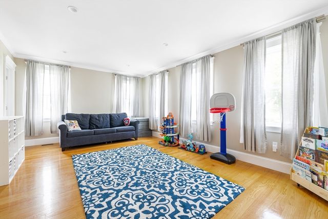 37 Sassamon Ave, Milton, MA 02186