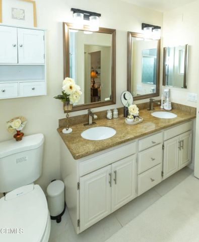 40033 Village 40, Camarillo, CA 93012