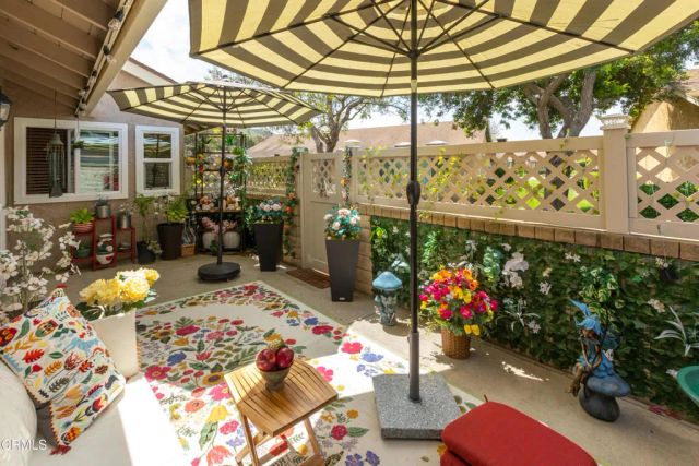 40033 Village 40, Camarillo, CA 93012