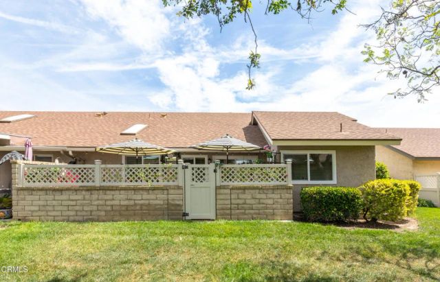 40033 Village 40, Camarillo, CA 93012
