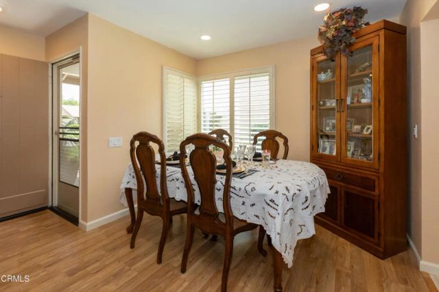 40033 Village 40, Camarillo, CA 93012