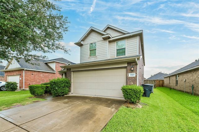 1927 Vermillion View Street, Fresno, TX 77545