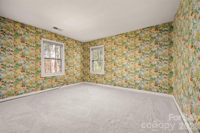 149 Woodbriar Street, Forest City, NC 28043