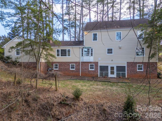 149 Woodbriar Street, Forest City, NC 28043