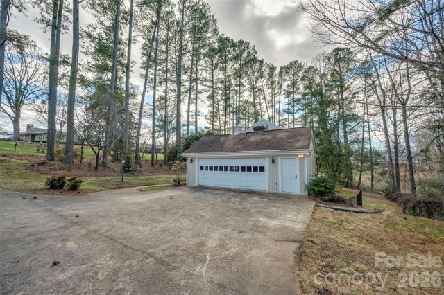 149 Woodbriar Street, Forest City, NC 28043