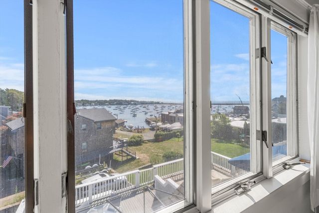 60 Gregory 3, Marblehead, MA 01945