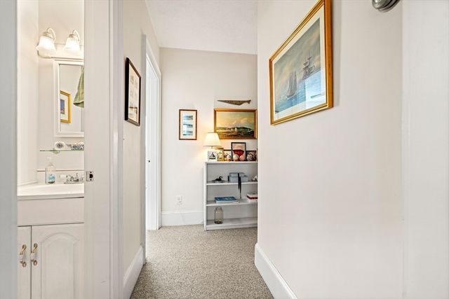 60 Gregory 3, Marblehead, MA 01945