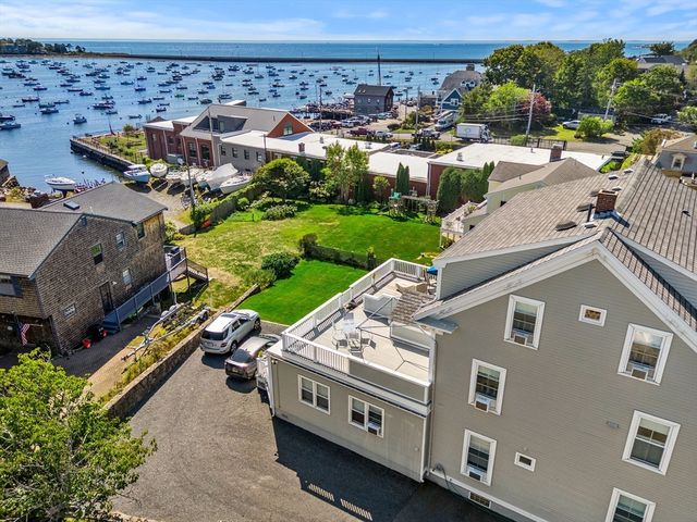 60 Gregory 3, Marblehead, MA 01945