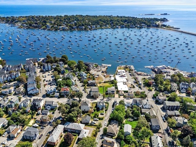 60 Gregory 3, Marblehead, MA 01945