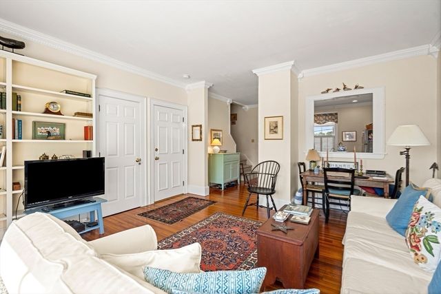 60 Gregory 3, Marblehead, MA 01945