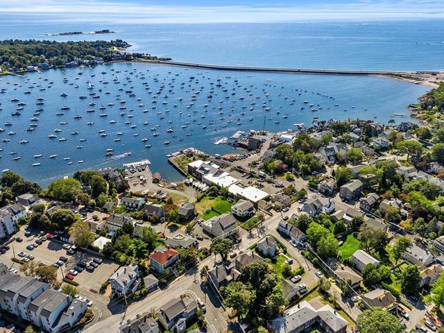 60 Gregory 3, Marblehead, MA 01945