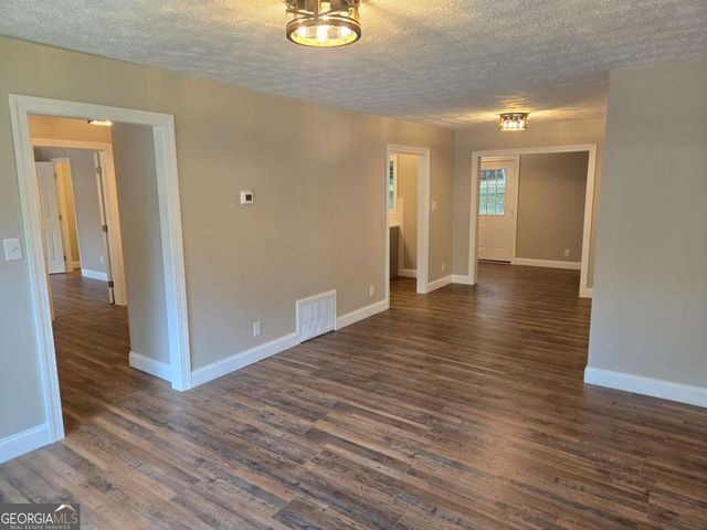 131 Mountain View Drive, Gainesville, GA 30501
