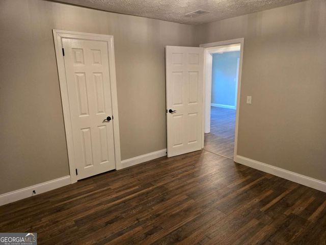 131 Mountain View Drive, Gainesville, GA 30501