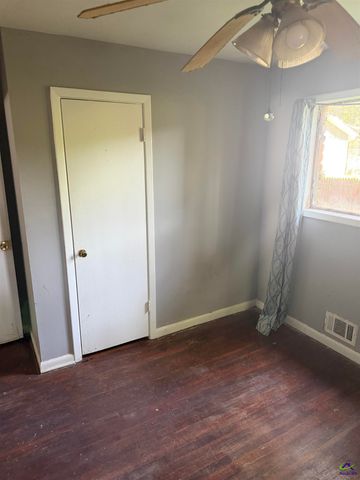 6168 Castlewood Dr, Jonesboro, GA 30260