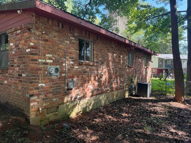 6168 Castlewood Dr, Jonesboro, GA 30260
