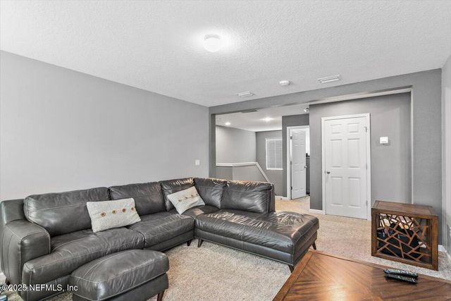 15037 RUSSELL BRIDGE Drive, Jacksonville, FL 32259