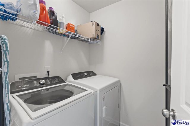 722 Twin Oaks Circle, Lake City, SC 29560