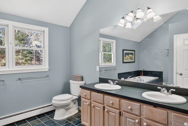 20 Anchor Drive, Forestdale, MA 02644