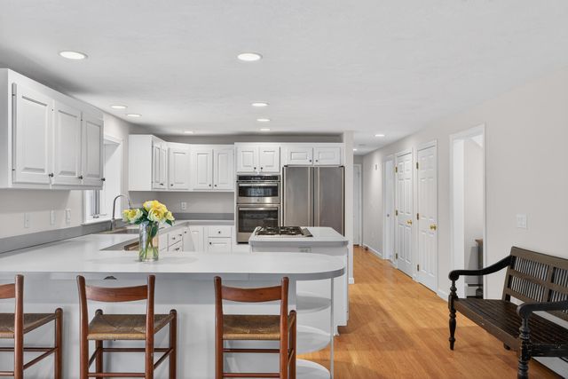 20 Anchor Drive, Forestdale, MA 02644