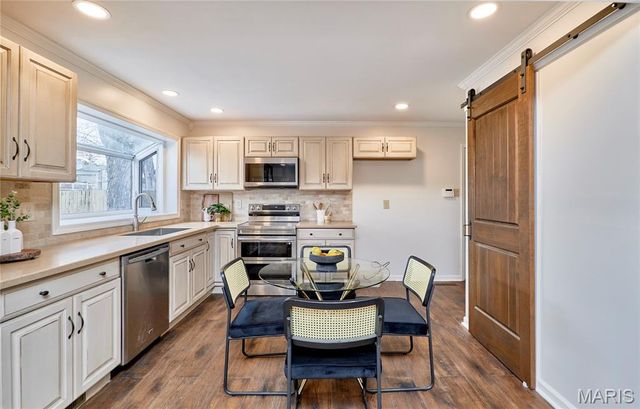 396 Sorrento Drive, Ballwin, MO 63021