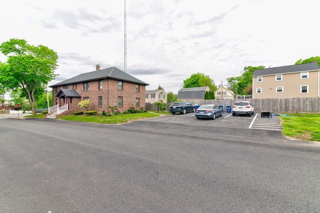 4 Weston Ave 2, Braintree, MA 02184