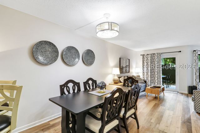 10 Lemoyne Ave Apt 101, Hilton Head Island, SC 29928