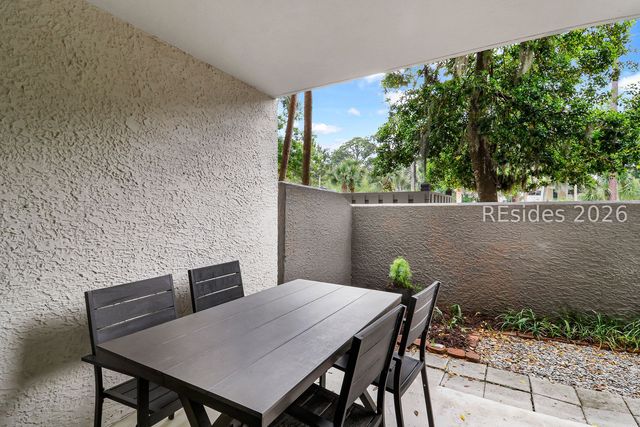 10 Lemoyne Ave Apt 101, Hilton Head Island, SC 29928
