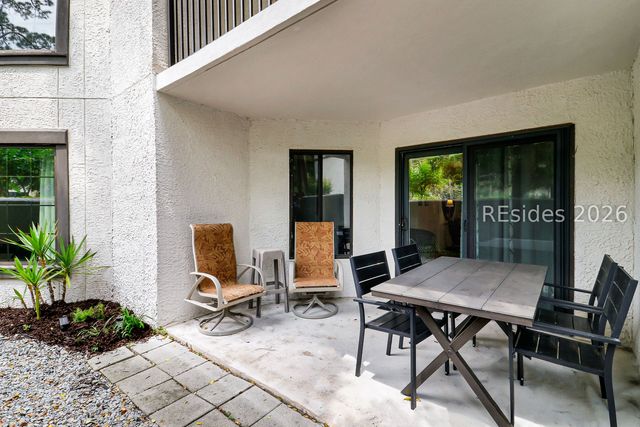 10 Lemoyne Ave Apt 101, Hilton Head Island, SC 29928