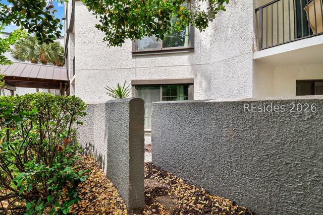 10 Lemoyne Ave Apt 101, Hilton Head Island, SC 29928