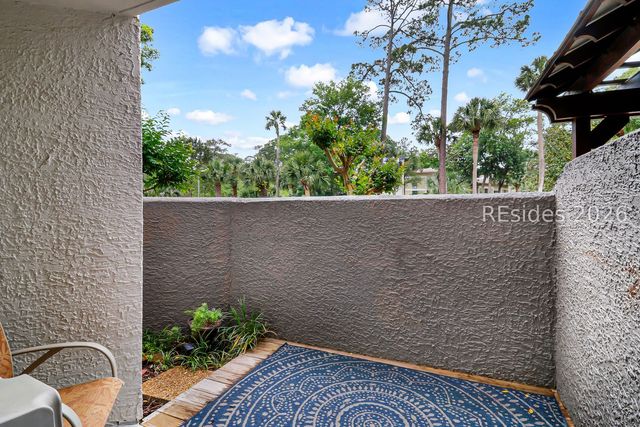10 Lemoyne Ave Apt 101, Hilton Head Island, SC 29928